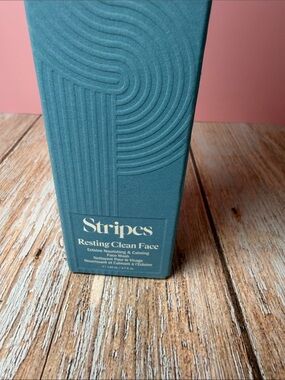 STRIPES Resting Clean Face — Teal Cleansing Face Wash